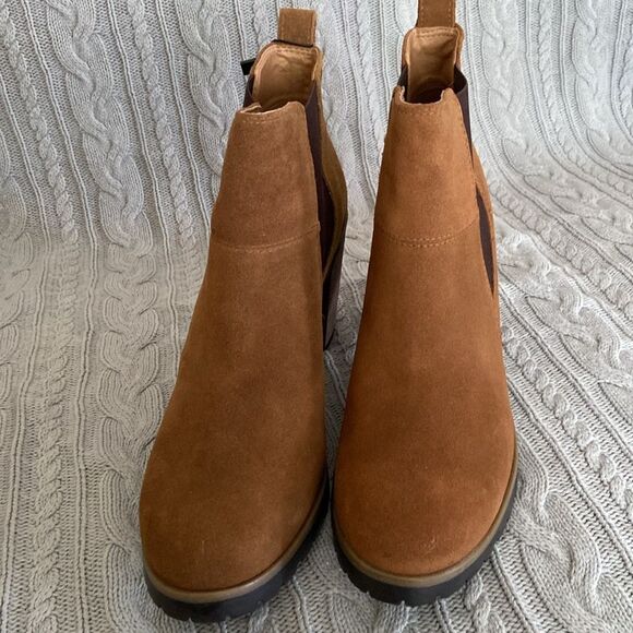 Crevo Alicia Tan Brown Leather Suede Round Toe Block Heel Casual Fall Boots - Picture 7 of 12